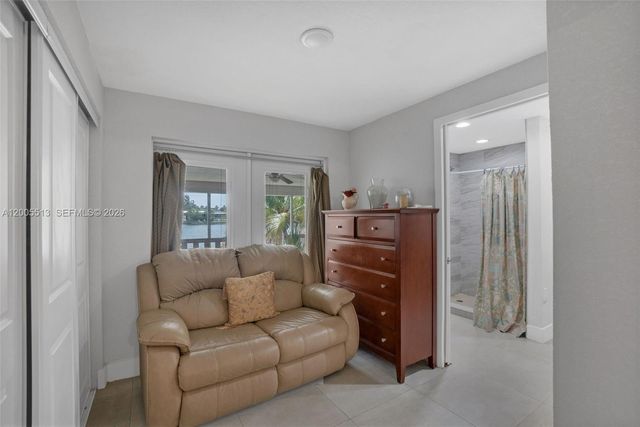 862 W 79th St, Hialeah, FL 33014