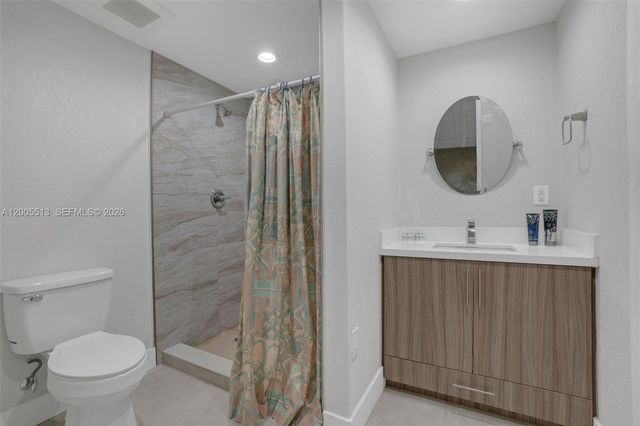 862 W 79th St, Hialeah, FL 33014