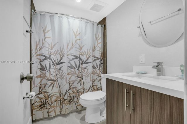 862 W 79th St, Hialeah, FL 33014