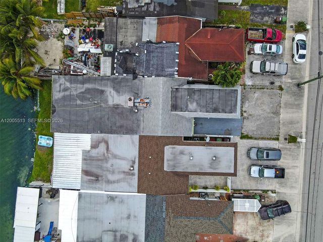 862 W 79th St, Hialeah, FL 33014