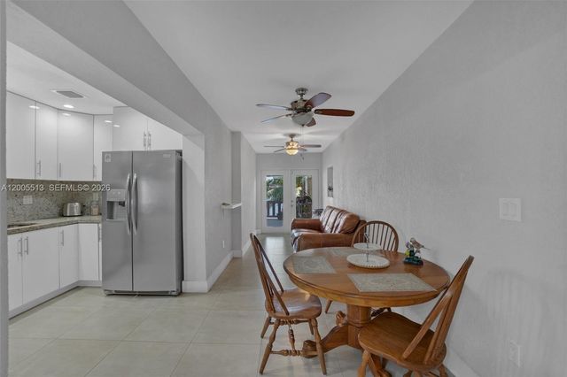 862 W 79th St, Hialeah, FL 33014