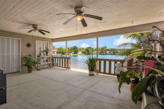 862 W 79th St, Hialeah, FL 33014