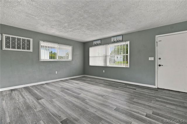 48 S Davis Street, Beverly Hills, FL 34465