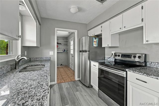 48 S Davis Street, Beverly Hills, FL 34465