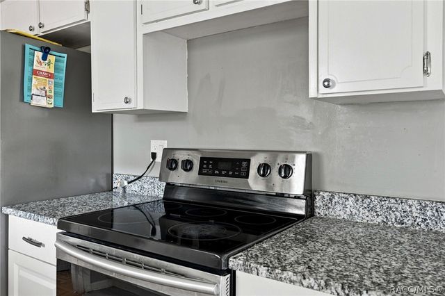 48 S Davis Street, Beverly Hills, FL 34465