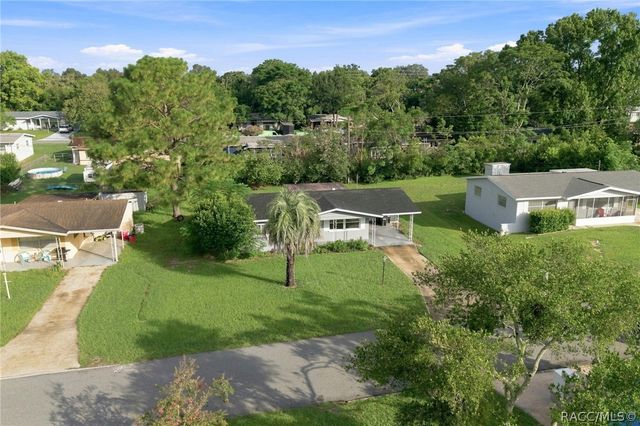 48 S Davis Street, Beverly Hills, FL 34465