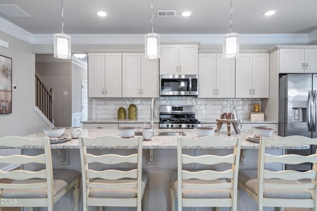 203 Courtside Drive, Dunn, NC 28334