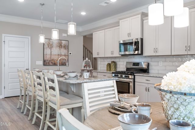 203 Courtside Drive, Dunn, NC 28334