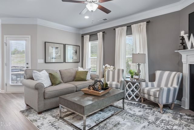 203 Courtside Drive, Dunn, NC 28334