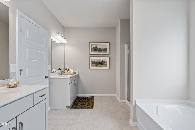 203 Courtside Drive, Dunn, NC 28334