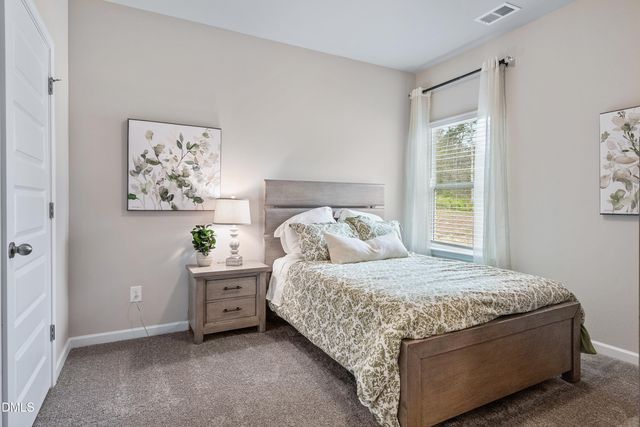 203 Courtside Drive, Dunn, NC 28334