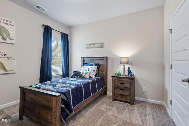 203 Courtside Drive, Dunn, NC 28334