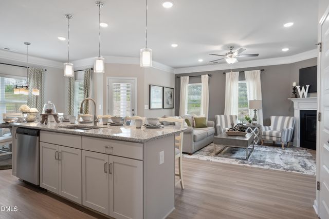 203 Courtside Drive, Dunn, NC 28334