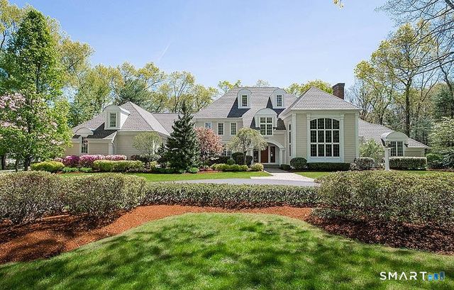 5 Pembroke Hill, Farmington, CT 06032