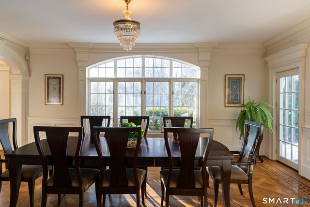 5 Pembroke Hill, Farmington, CT 06032