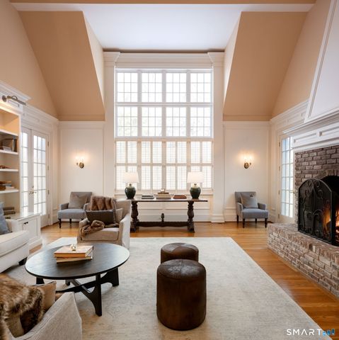 5 Pembroke Hill, Farmington, CT 06032