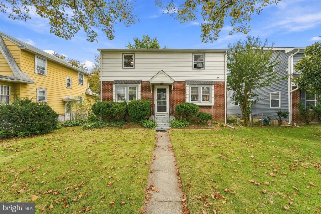 109 LECONEY CIR, PALMYRA, NJ 08065 — photo 2