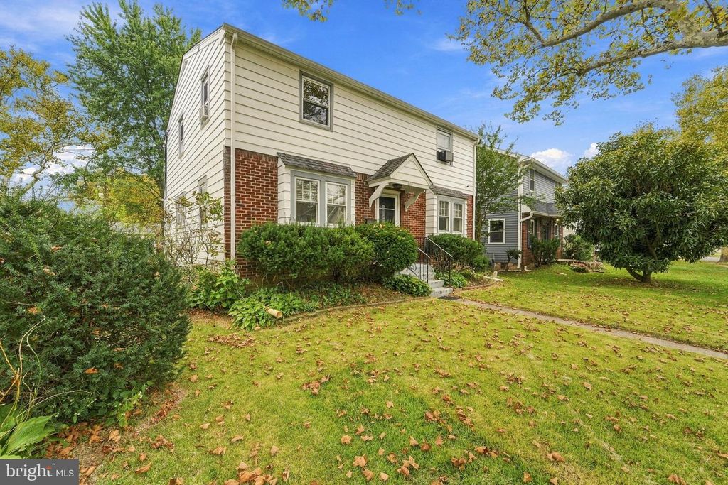 109 LECONEY CIR, PALMYRA, NJ 08065 — photo 3