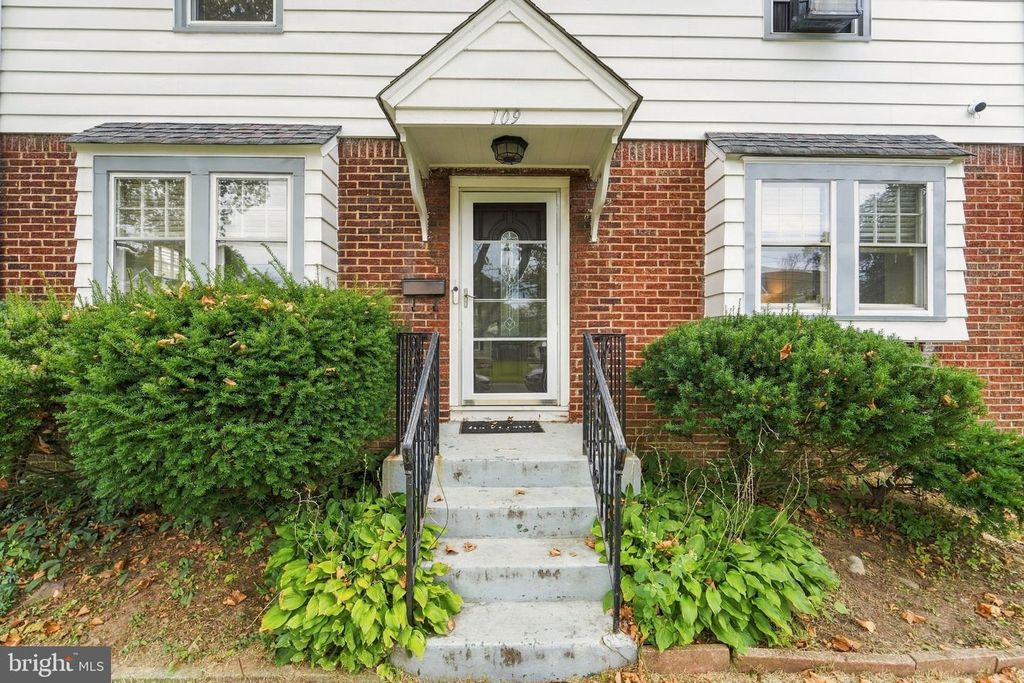 109 LECONEY CIR, PALMYRA, NJ 08065 — photo 5