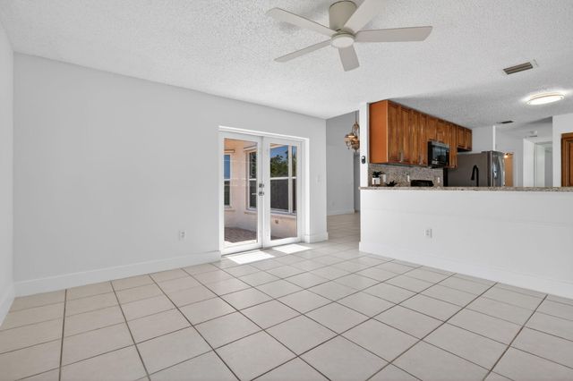 2853 SW 174th Avenue, Miramar, FL 33029