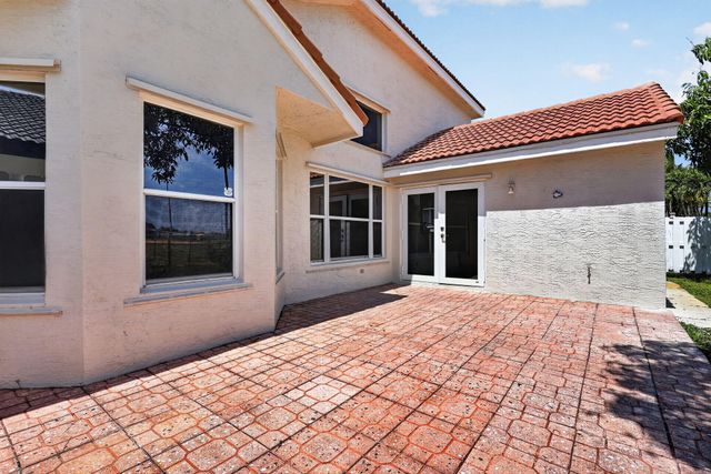 2853 SW 174th Avenue, Miramar, FL 33029