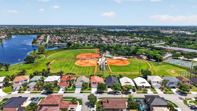 2853 SW 174th Avenue, Miramar, FL 33029