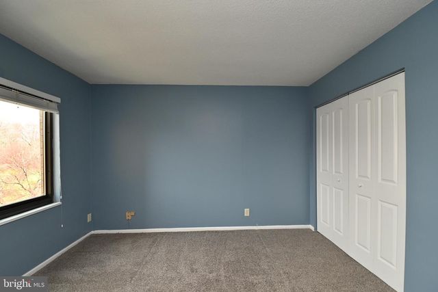205 YOAKUM PKWY #506, Alexandria, VA 22304