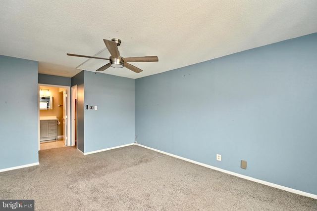 205 YOAKUM PKWY #506, Alexandria, VA 22304