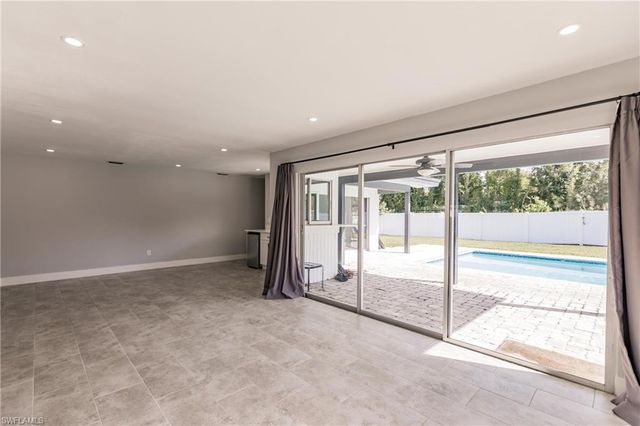 905 Dean WAY, Fort Myers, FL 33919