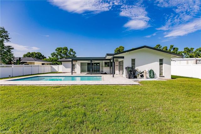 905 Dean WAY, Fort Myers, FL 33919