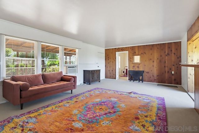 602 Starbright Ln, Alpine, CA 91901