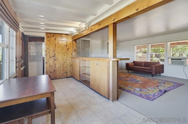 602 Starbright Ln, Alpine, CA 91901