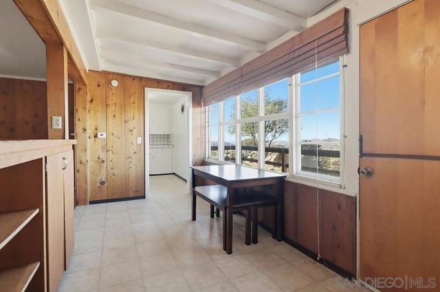 602 Starbright Ln, Alpine, CA 91901