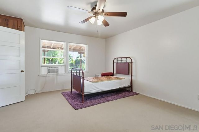 602 Starbright Ln, Alpine, CA 91901