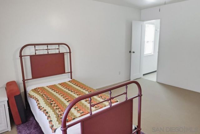 602 Starbright Ln, Alpine, CA 91901