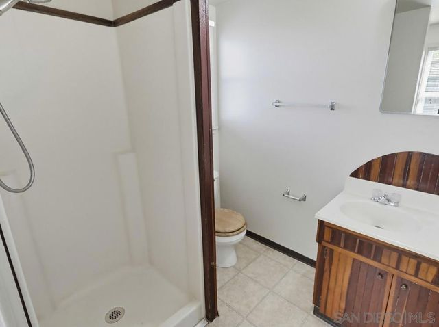 602 Starbright Ln, Alpine, CA 91901