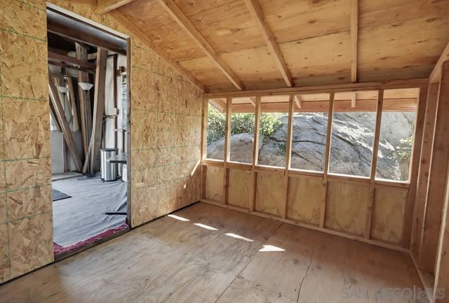 602 Starbright Ln, Alpine, CA 91901