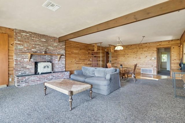 602 Starbright Ln, Alpine, CA 91901