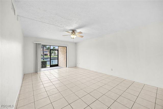 4525 Country Club BLVD 110, Cape Coral, FL 33904