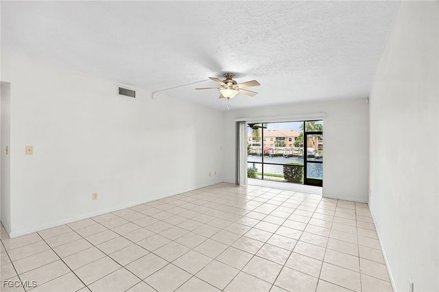 4525 Country Club BLVD 110, Cape Coral, FL 33904