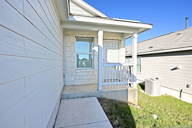 5115 Schaeffer, Converse, TX 78109