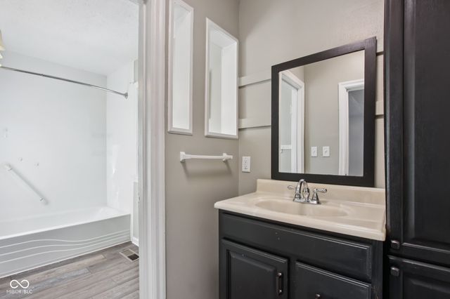 7702 W State Road 38, Pendleton, IN 46064