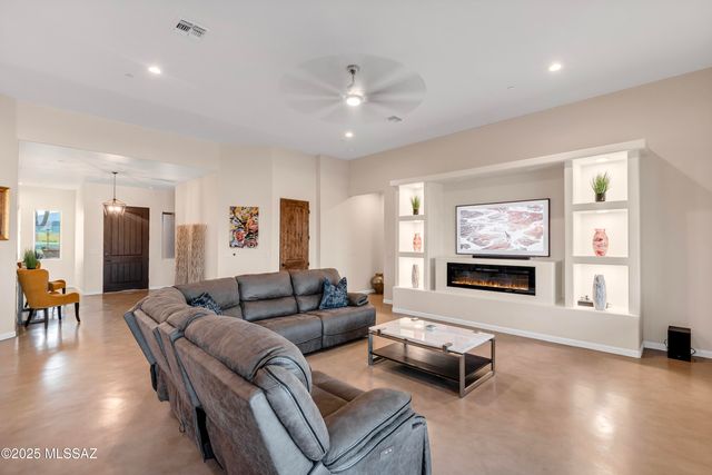 4456 W Placita Roca Escondida, Tucson, AZ 85745