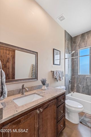 4456 W Placita Roca Escondida, Tucson, AZ 85745