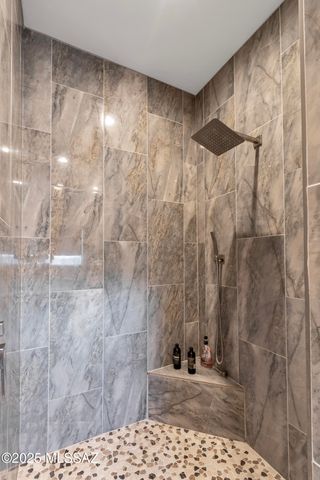 4456 W Placita Roca Escondida, Tucson, AZ 85745