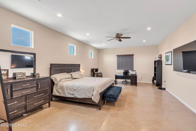 4456 W Placita Roca Escondida, Tucson, AZ 85745