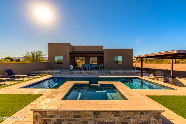 4456 W Placita Roca Escondida, Tucson, AZ 85745