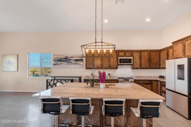 4456 W Placita Roca Escondida, Tucson, AZ 85745