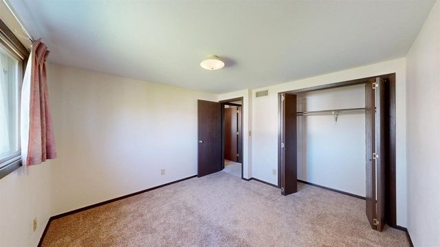 1027 Prairie Avenue, Hillsboro, WI 54634
