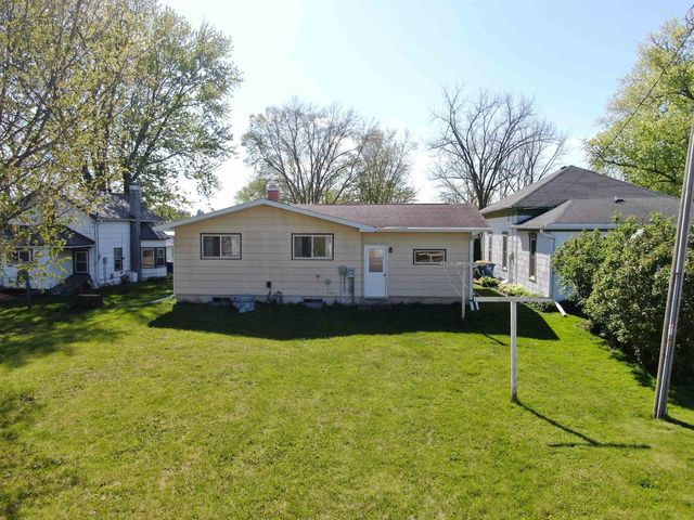 1027 Prairie Avenue, Hillsboro, WI 54634